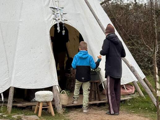tipi 111744708201